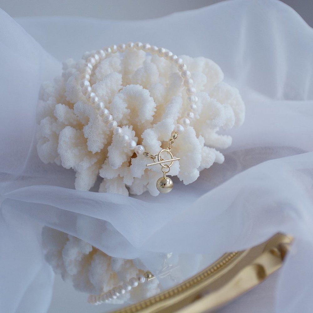 NEW 14K Gold Plated Pearl Toggle Bead Necklace - Picture 7 of 7